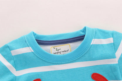 Knitted children's T-shirt