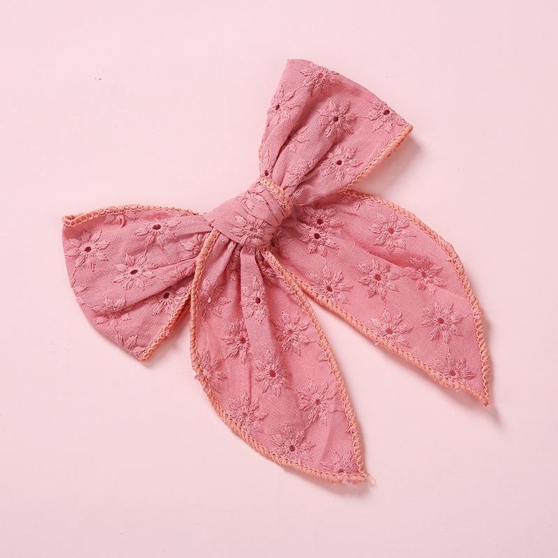 Children's Hollow Embroidered Hairpin