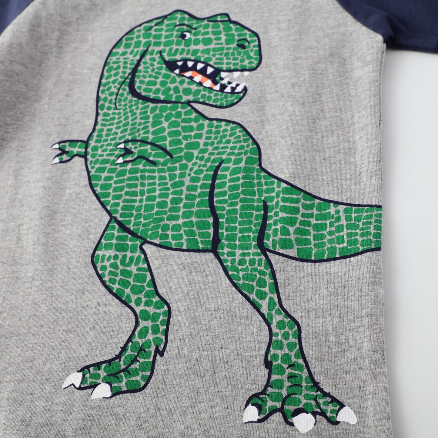 Short sleeved children's T-shirt