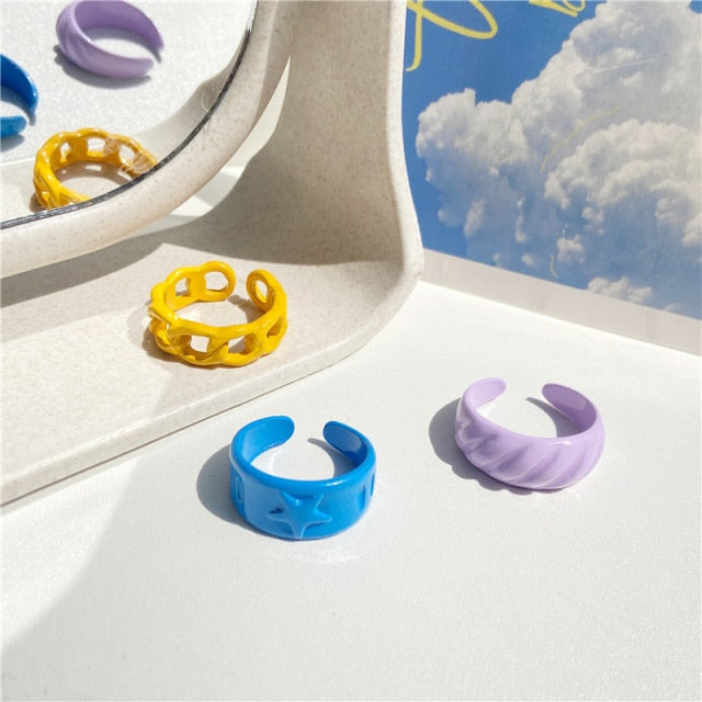 Colorful Open Rings