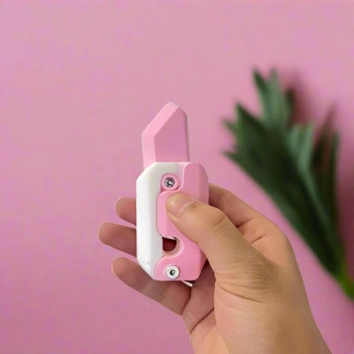 Small Radish Knife Toy